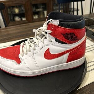 Nike Air Jordan 1 Retro High OG "Heritage" Red and White Sneakers High Top